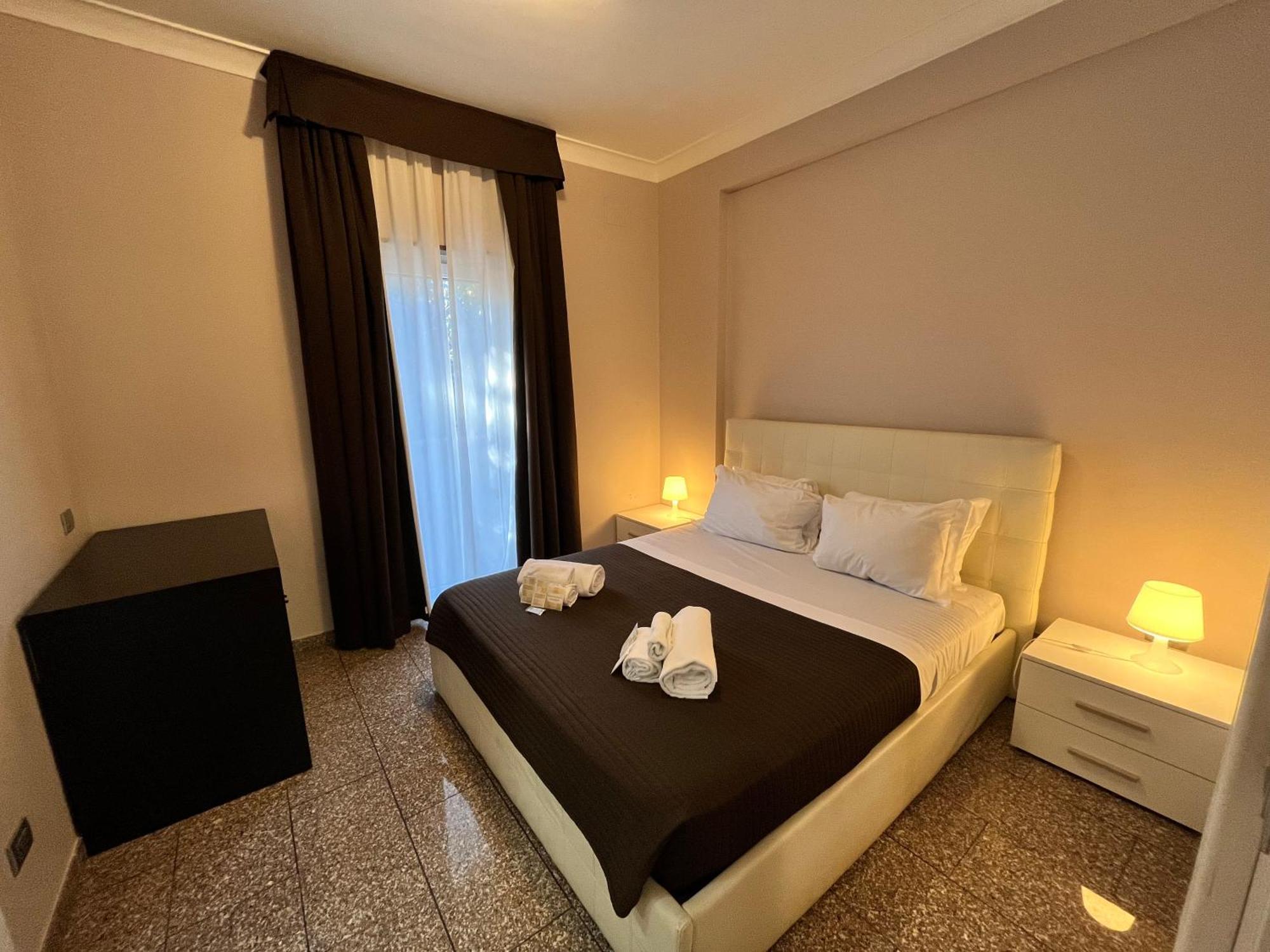 Eh Suites Rome Airport Euro House Hotels Fiumicino Bagian luar foto