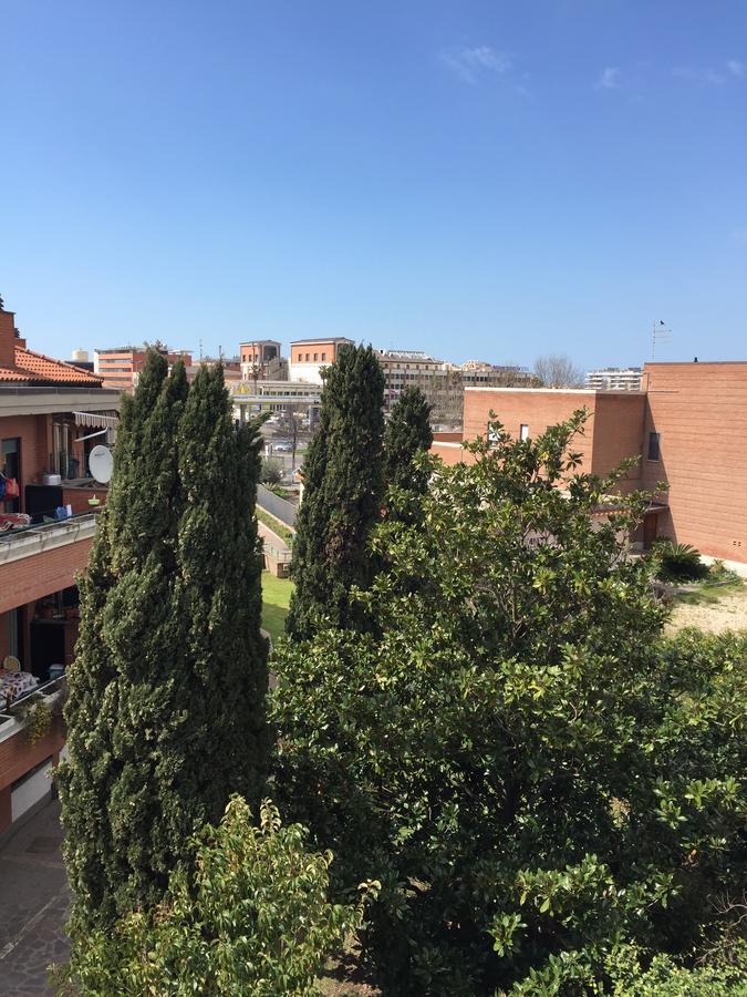 Eh Suites Rome Airport Euro House Hotels Fiumicino Bagian luar foto